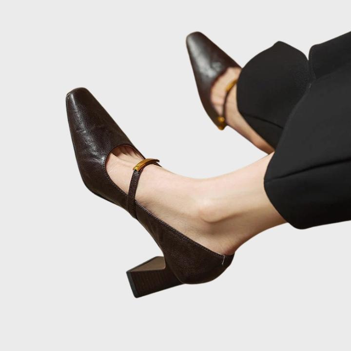 Women's Glossy Square-Toe Pumps with Metallic Accent Strapa