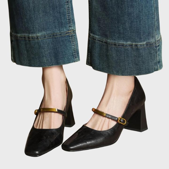 Women's Glossy Square-Toe Pumps with Metallic Accent Strapa