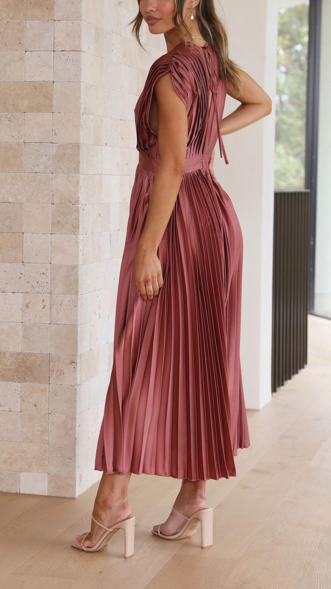 Women's Pleated V-Neck Midi Dress