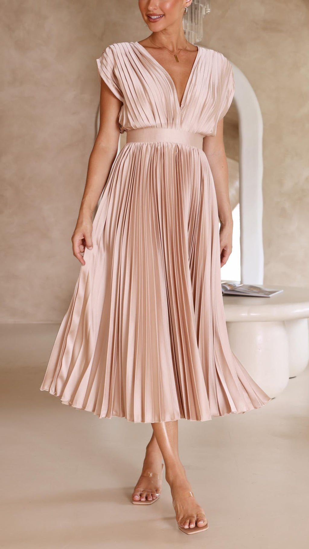 Women's Pleated V-Neck Midi Dress