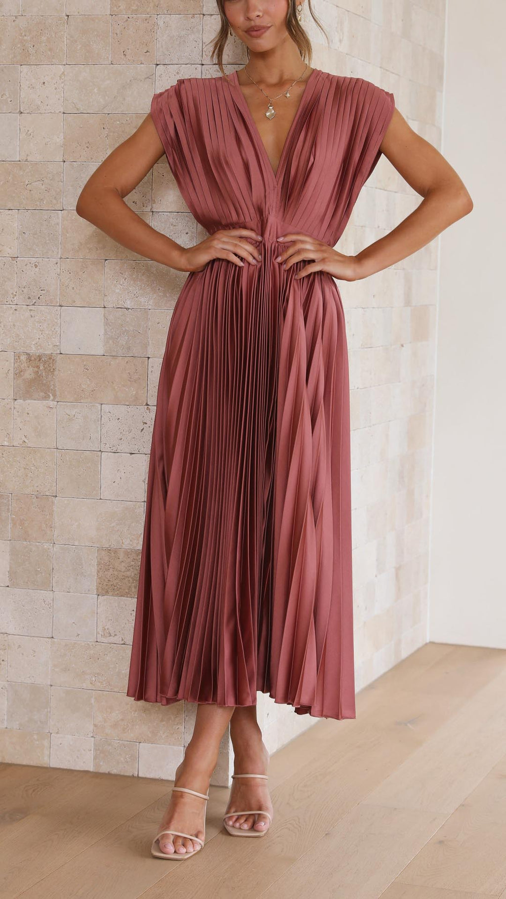 Women's Pleated V-Neck Midi Dress
