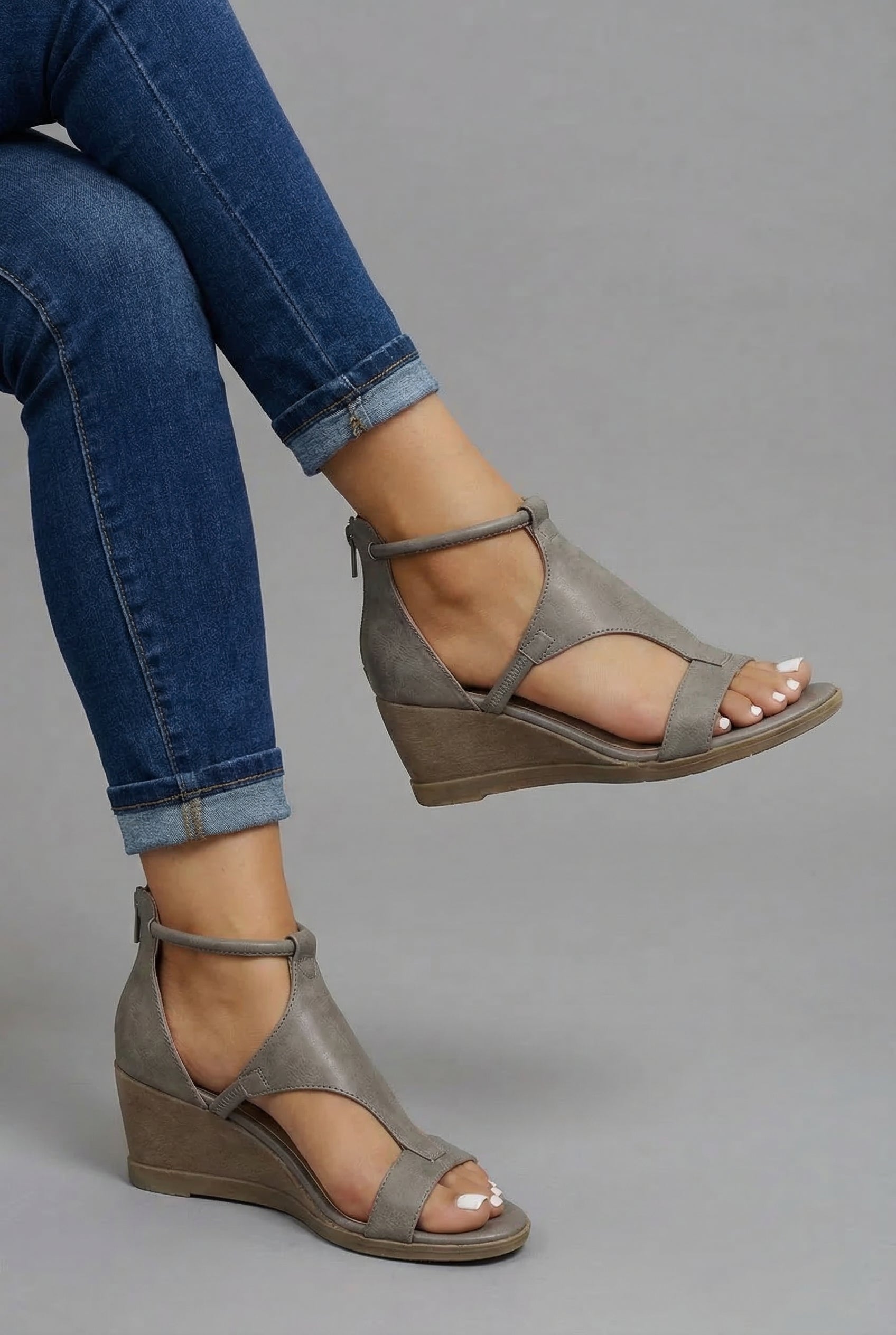 Women's Orthopedic Comfort Sandals in Leather Style